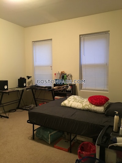 Back Bay Apartment for rent 1 Bedroom 1 Bath Boston - $3,150 No Fee