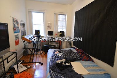 Northeastern/symphony 1 Bed 1 Bath Boston - $3,590 No Fee