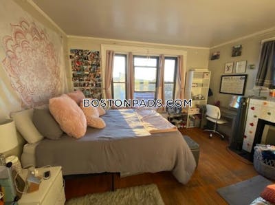 Fenway/kenmore 3 Beds 1 Bath Boston - $5,519 No Fee